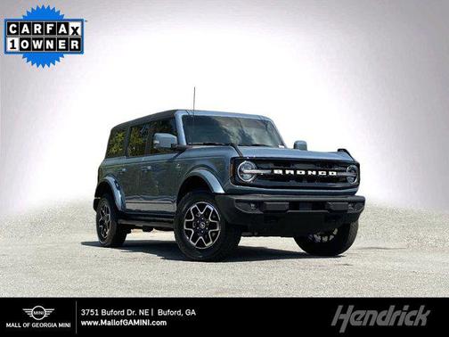Azure Gray Metallic Tri-Coat 2024 Ford Bronco Outer Banks