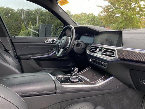 2022 BMW X5 M50i