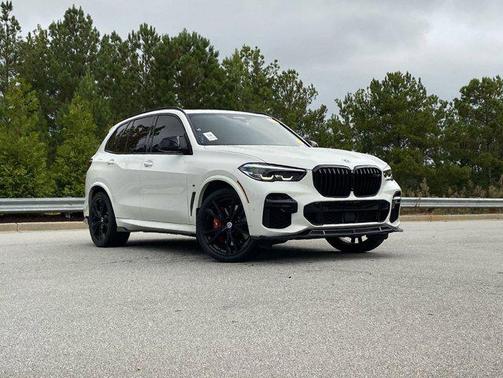 2022 BMW X5 M50i