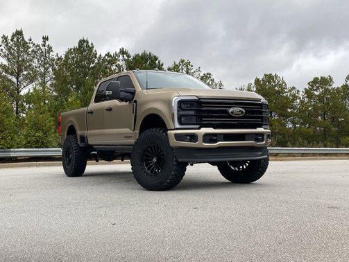 2025 Ford F-250 Platinum