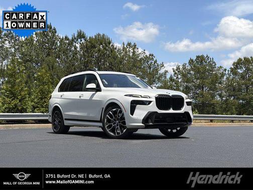 Mineral White Metallic 2023 BMW X7 xDrive40i