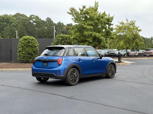 Icy Sunshine Blue Metallic 2025 MINI Hardtop Cooper S