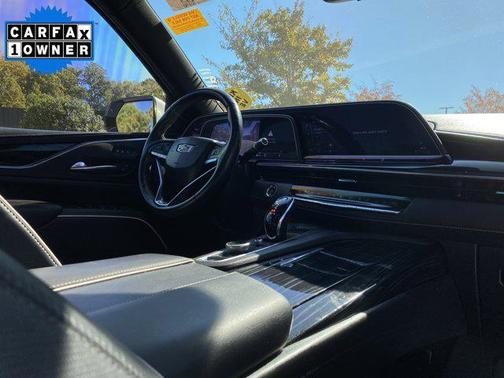 2022 Cadillac Escalade Sport