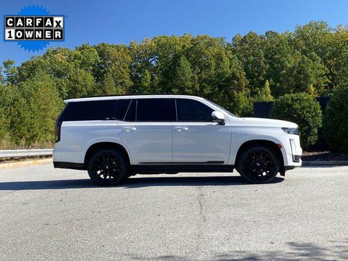 2022 Cadillac Escalade Sport