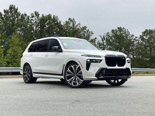 2024 BMW X7 M60i