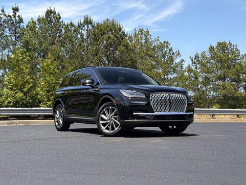 Infinite Black Metallic Clearcoat 2025 Lincoln Corsair Premiere