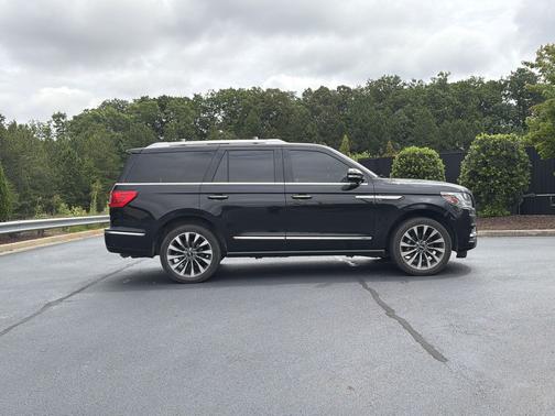 Infinite Black 2020 Lincoln Navigator Reserve
