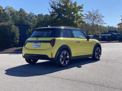 2025 MINI Hardtop Cooper