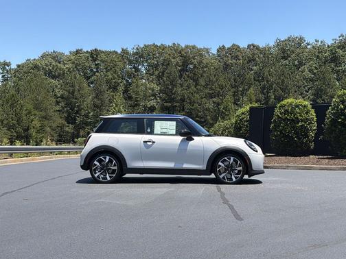 Nanuq White Metallic 2026 MINI Hardtop Cooper S