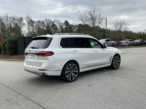2024 BMW X7 xDrive40i