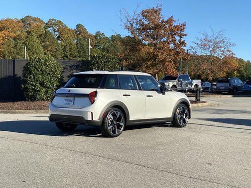 2026 MINI Hardtop Cooper