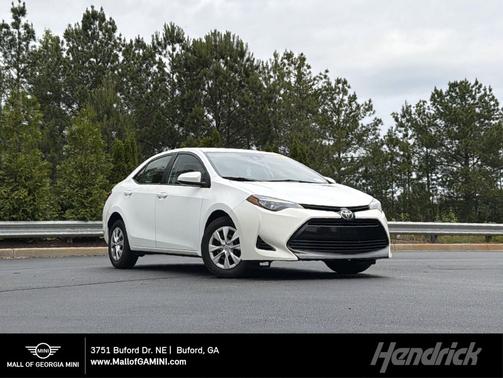 Super White 2017 Toyota Corolla L