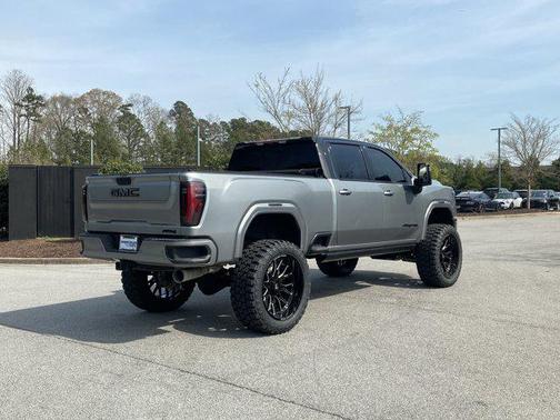 2025 GMC Sierra 2500 AT4