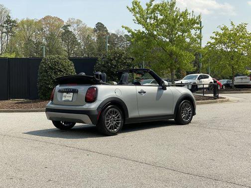 Melting Silver III Metallic 2026 MINI Convertible Cooper