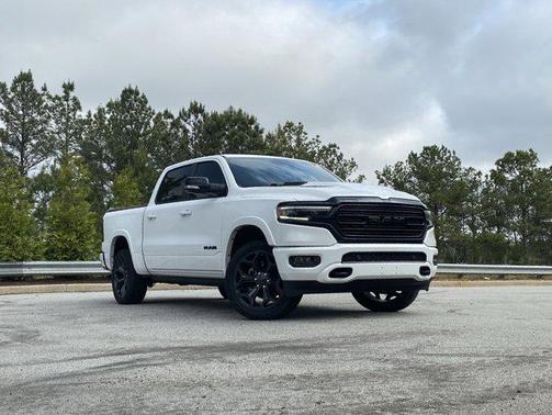Bright White Clearcoat 2022 RAM 1500 Limited