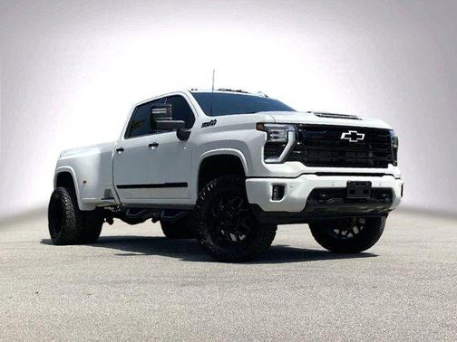 2024 Chevrolet Silverado 3500 High Country