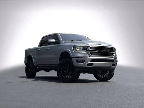 Billet Silver Metallic Clearcoat 2022 RAM 1500 Laramie