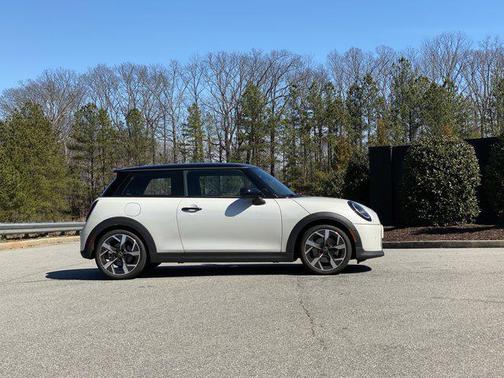 Nanuq White Metallic 2025 MINI Hardtop Cooper S