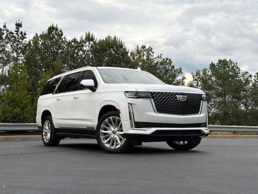 Crystal White Tricoat 2023 Cadillac Escalade ESV Premium Luxury