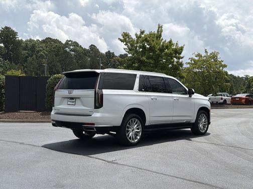 Crystal White Tricoat 2023 Cadillac Escalade ESV Premium Luxury