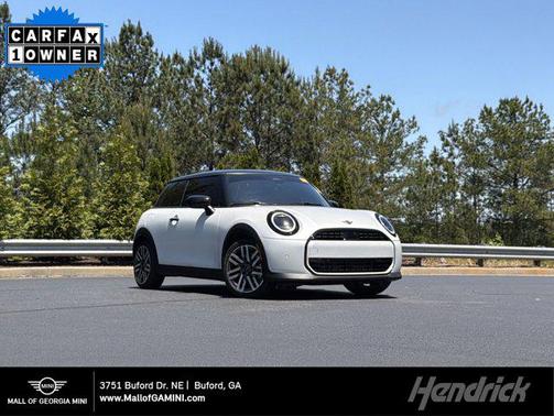 Nanuq White Metallic 2026 MINI Hardtop Cooper