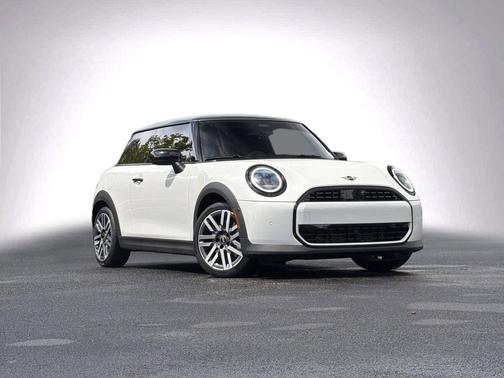 Nanuq White Metallic 2026 MINI Hardtop Cooper
