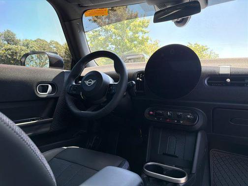 Nanuq White Metallic 2026 MINI Hardtop Cooper