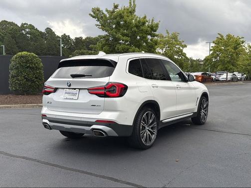 Mineral White Metallic 2024 BMW X3 sDrive30i