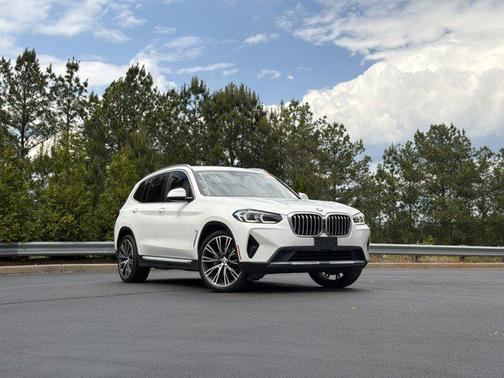 Mineral White Metallic 2024 BMW X3 sDrive30i
