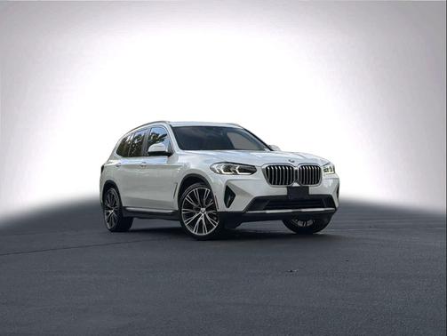 Mineral White Metallic 2024 BMW X3 sDrive30i