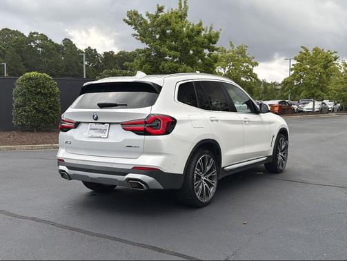 Mineral White Metallic 2024 BMW X3 sDrive30i