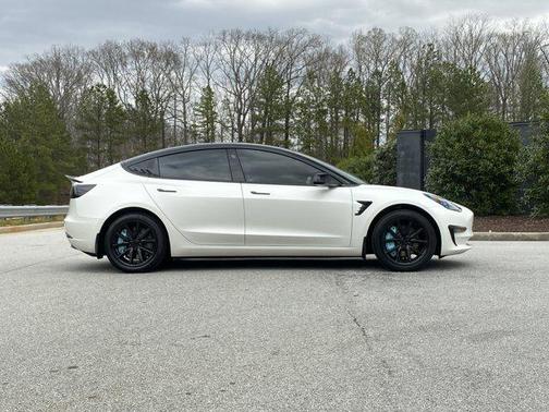 2022 Tesla Model 3 Standard Range