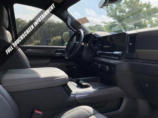 2024 Chevrolet Silverado 2500 4WD Crew Cab Standard Bed ZR2