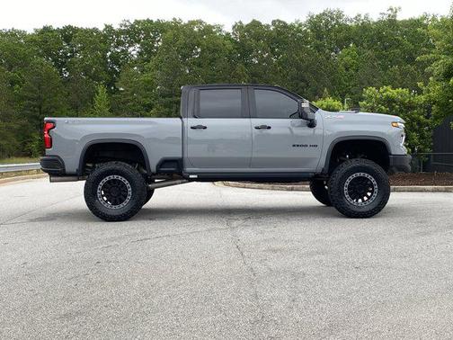 2024 Chevrolet Silverado 2500 4WD Crew Cab Standard Bed ZR2