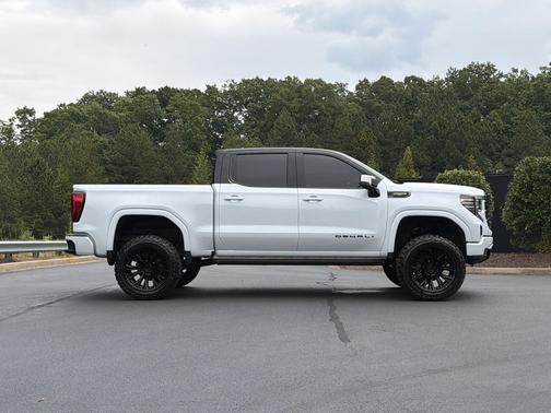 Glacier White Tricoat 2026 GMC Sierra 1500 Denali Ultimate