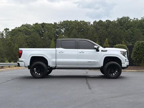 Glacier White Tricoat 2026 GMC Sierra 1500 Denali Ultimate
