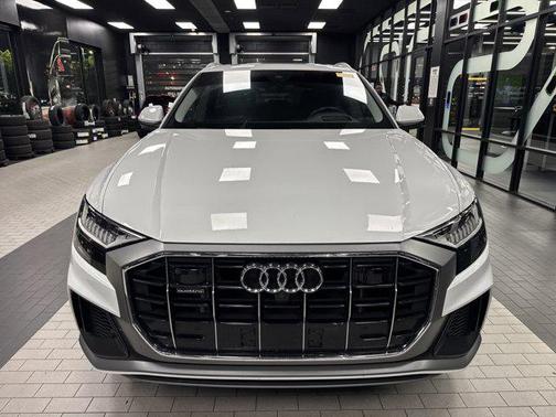2023 Audi Q8 55 Prestige