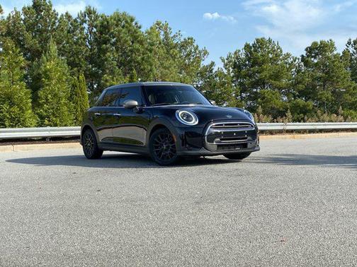 2024 MINI Hardtop Cooper