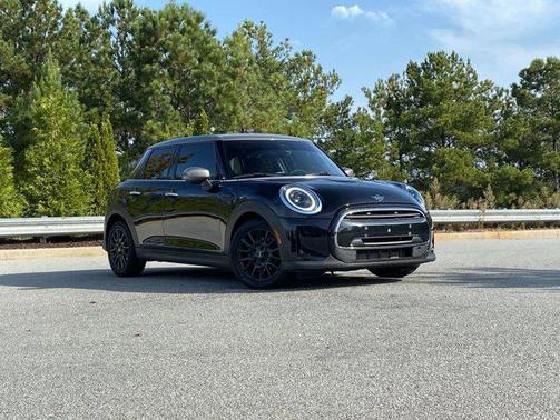 2024 MINI Hardtop Cooper