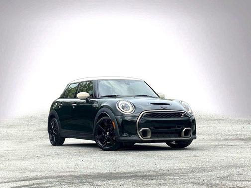 John Cooper Works Rebel Green 2023 MINI Hardtop Cooper S