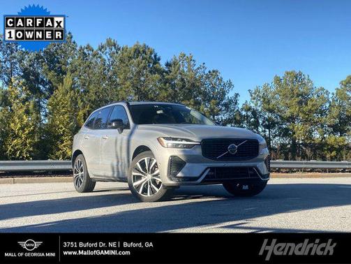 2025 Volvo XC60 B5 Plus