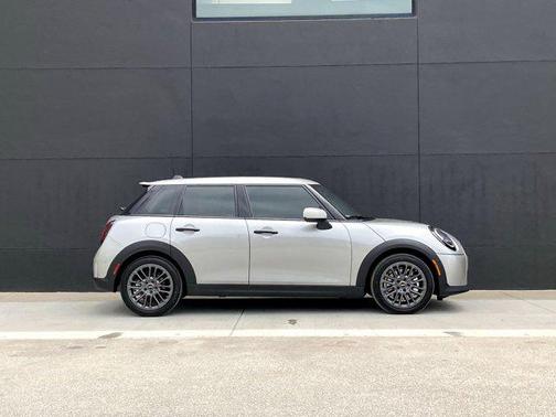 Melting Silver III Metallic 2026 MINI Hardtop Cooper S