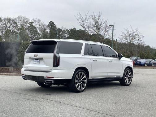 2025 Cadillac Escalade ESV Premium Luxury