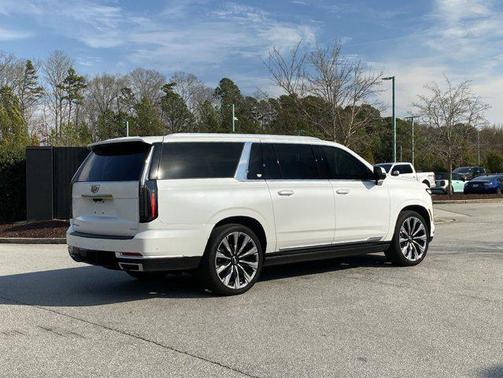 2025 Cadillac Escalade ESV Premium Luxury