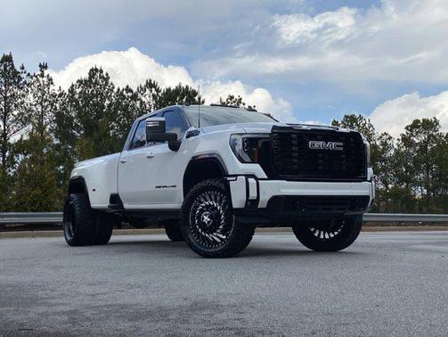 2025 GMC Sierra 3500 Denali