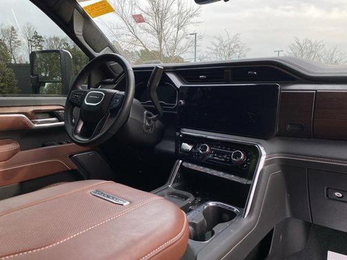 2025 GMC Sierra 3500 Denali