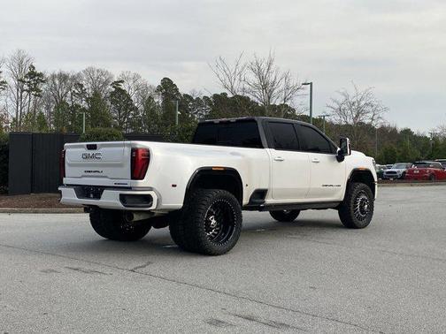 2025 GMC Sierra 3500 Denali