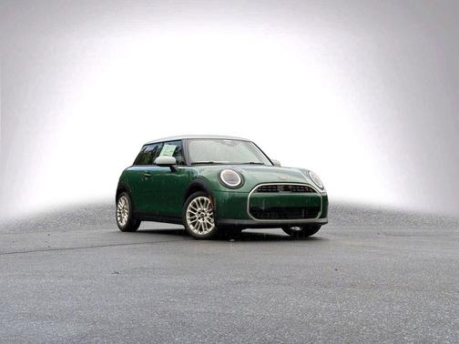 British Racing Green IV Metallic 2026 MINI Hardtop Cooper S
