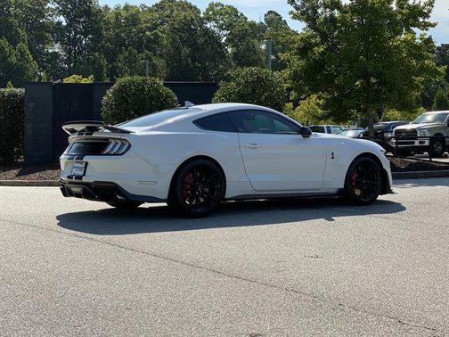 2020 Ford Shelby GT500 Base