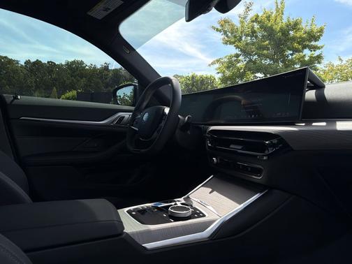 Cape York Green Metallic 2025 BMW i4 Gran Coupe eDrive40